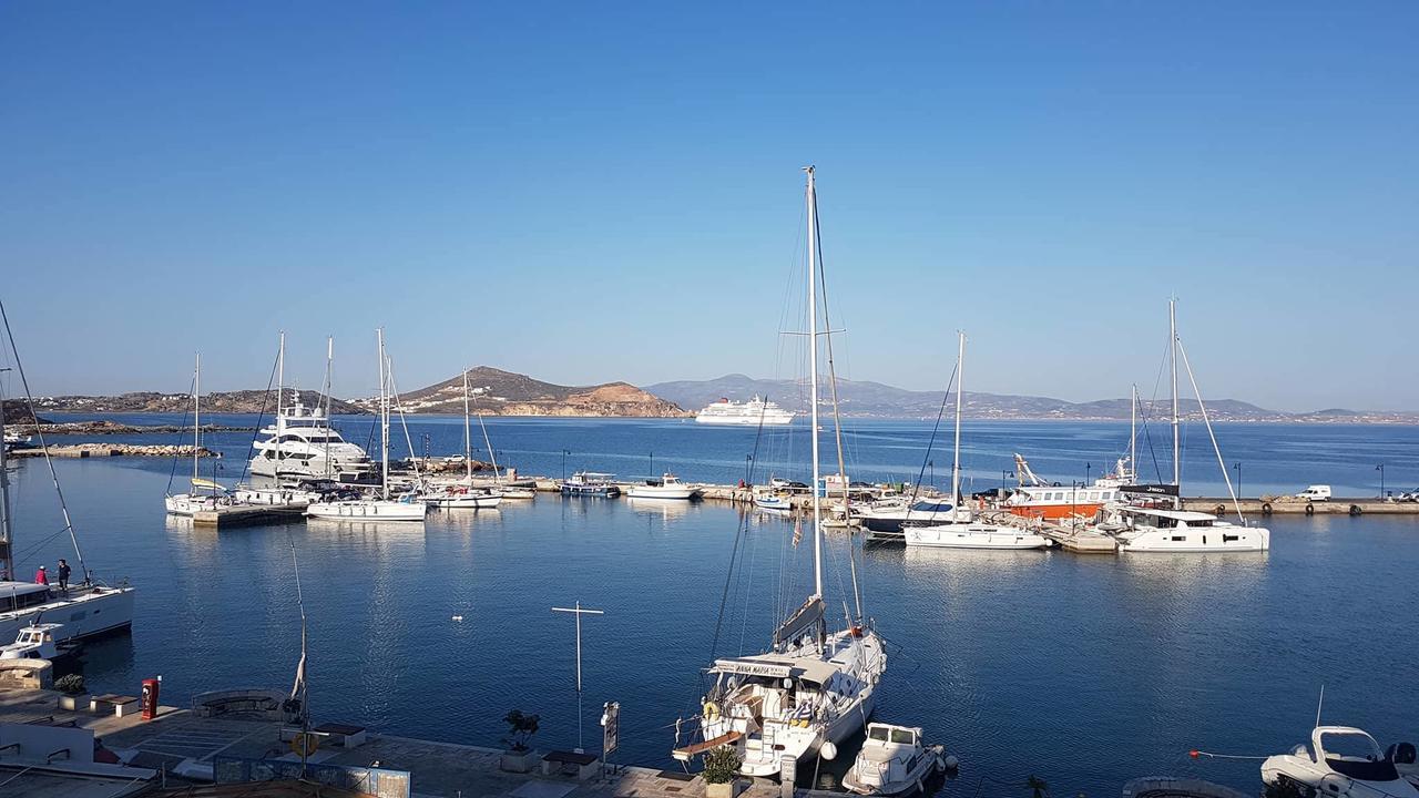 Naxos Riviera Suites Naxos City Exteriör bild