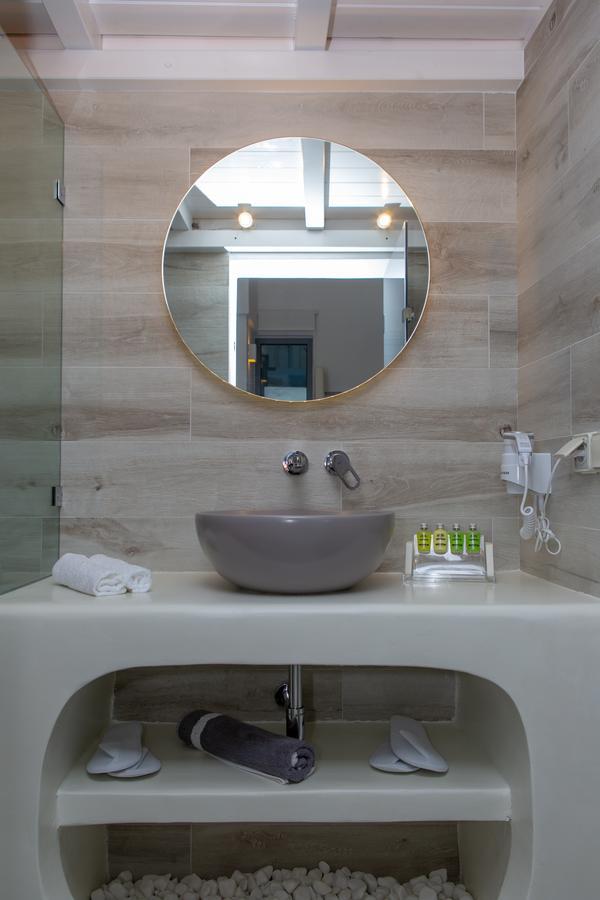 Naxos Riviera Suites Naxos City Exteriör bild
