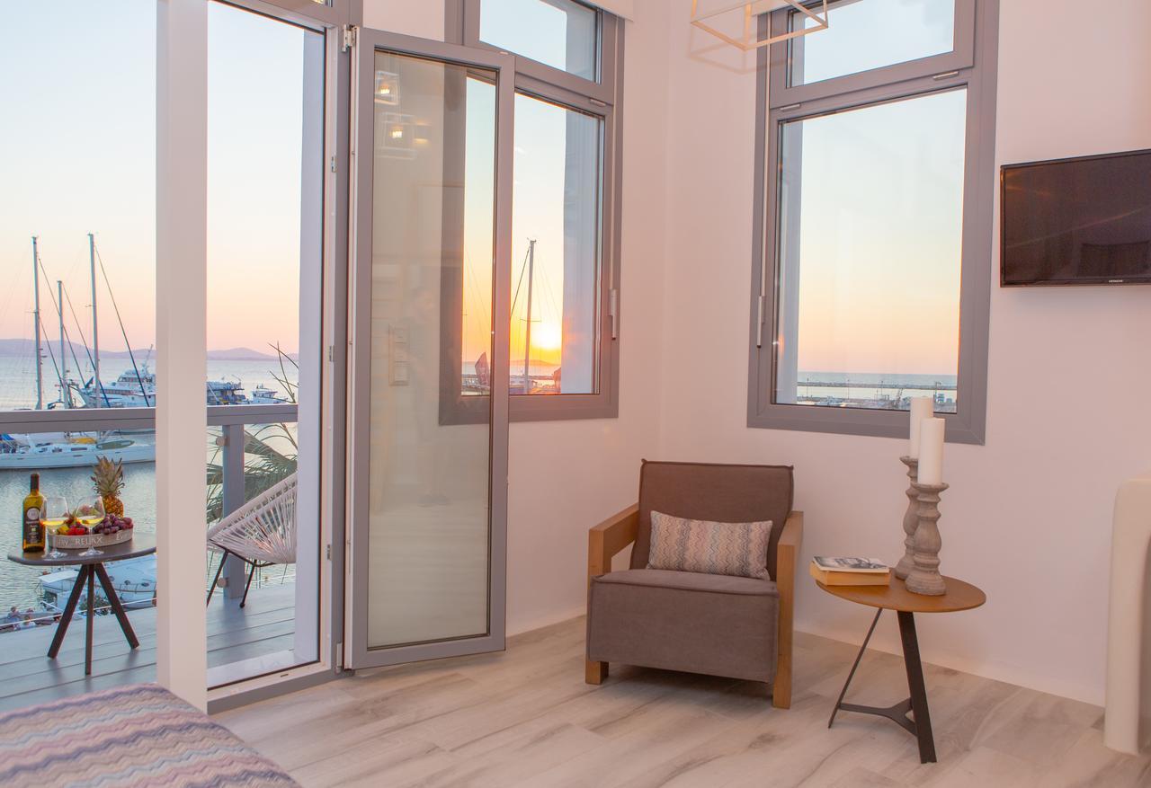 Naxos Riviera Suites Naxos City Exteriör bild